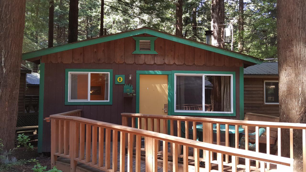Emerald Forest Cabins Trinidad Ruang foto