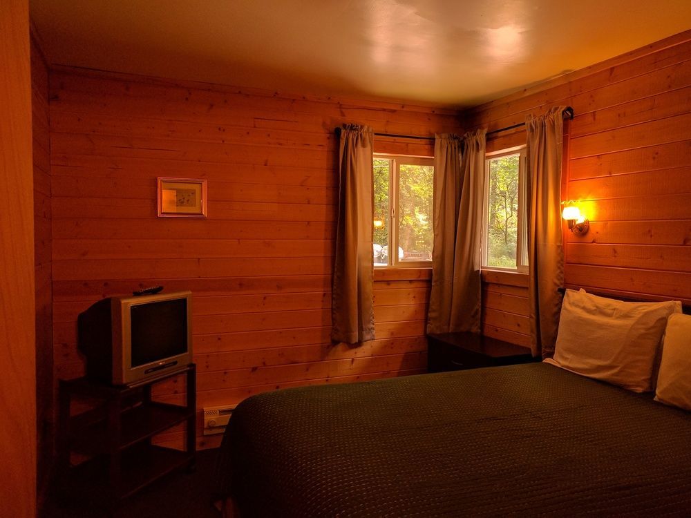 Emerald Forest Cabins Trinidad Bagian luar foto